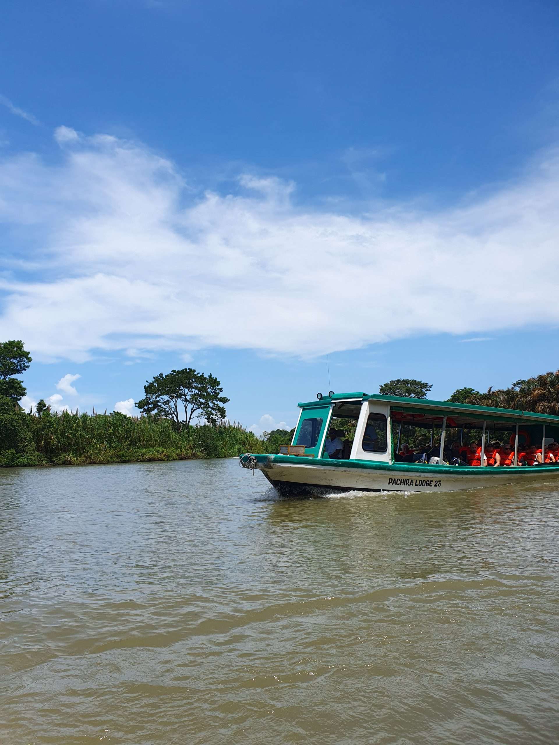 Boot-Taxi nach Tortuguero